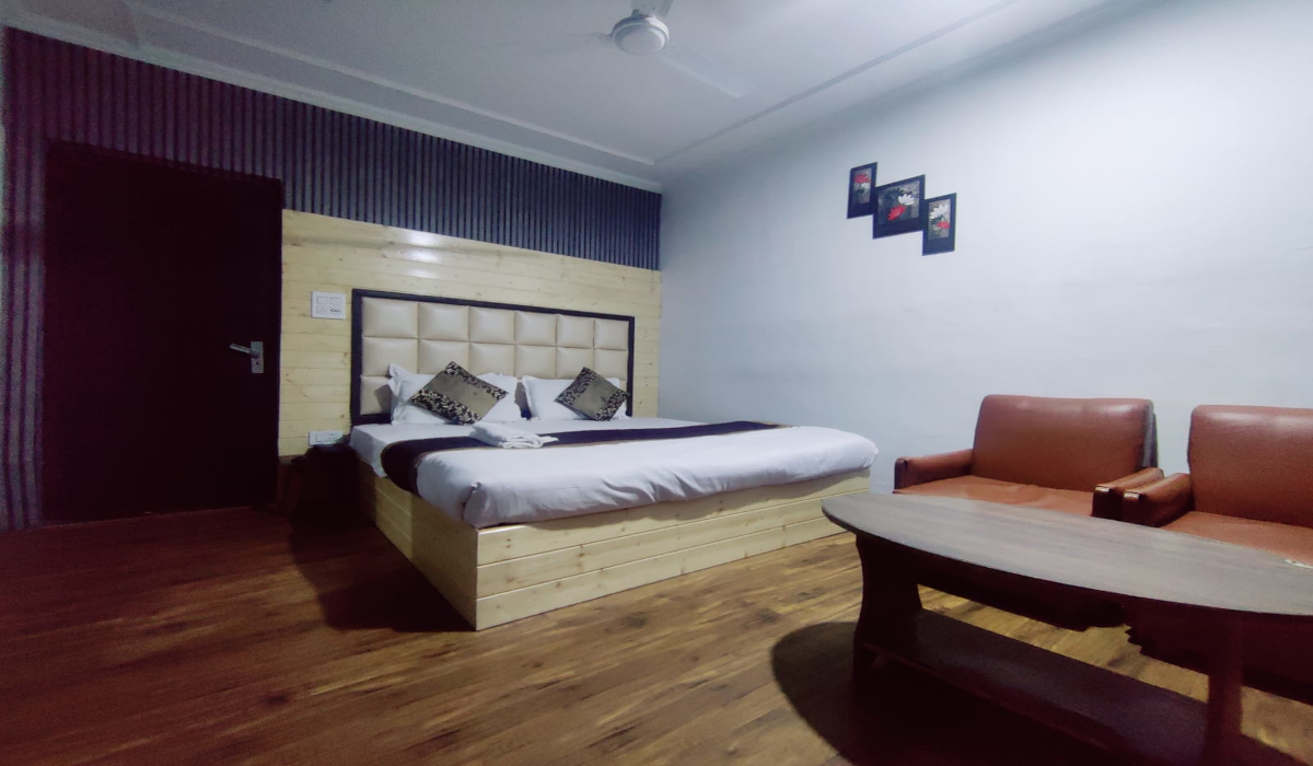 Cozy RoomsHotel Near Shilimar Garden Srinagar
